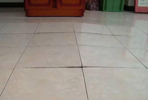 地磚翹起來如何修復(fù) 地磚翹起用什么膠水