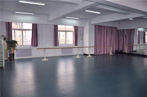 塑膠地板一般怎么鋪 地板塑膠多少錢一平方