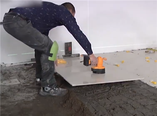 貼瓷磚怎么貼才又快又好 貼瓷磚要注意什么