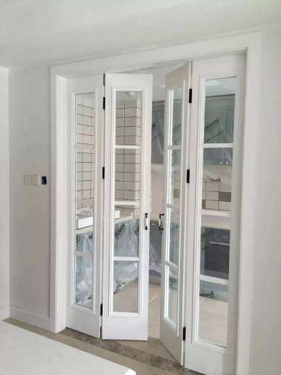 廚房裝折疊門好還是推拉門好? 廚房門選購注意事項(xiàng)