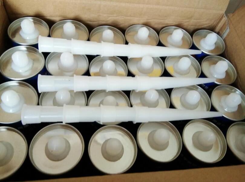 液體釘和免釘膠有什么區(qū)別?液體釘?shù)膬?yōu)缺點(diǎn)是什么?