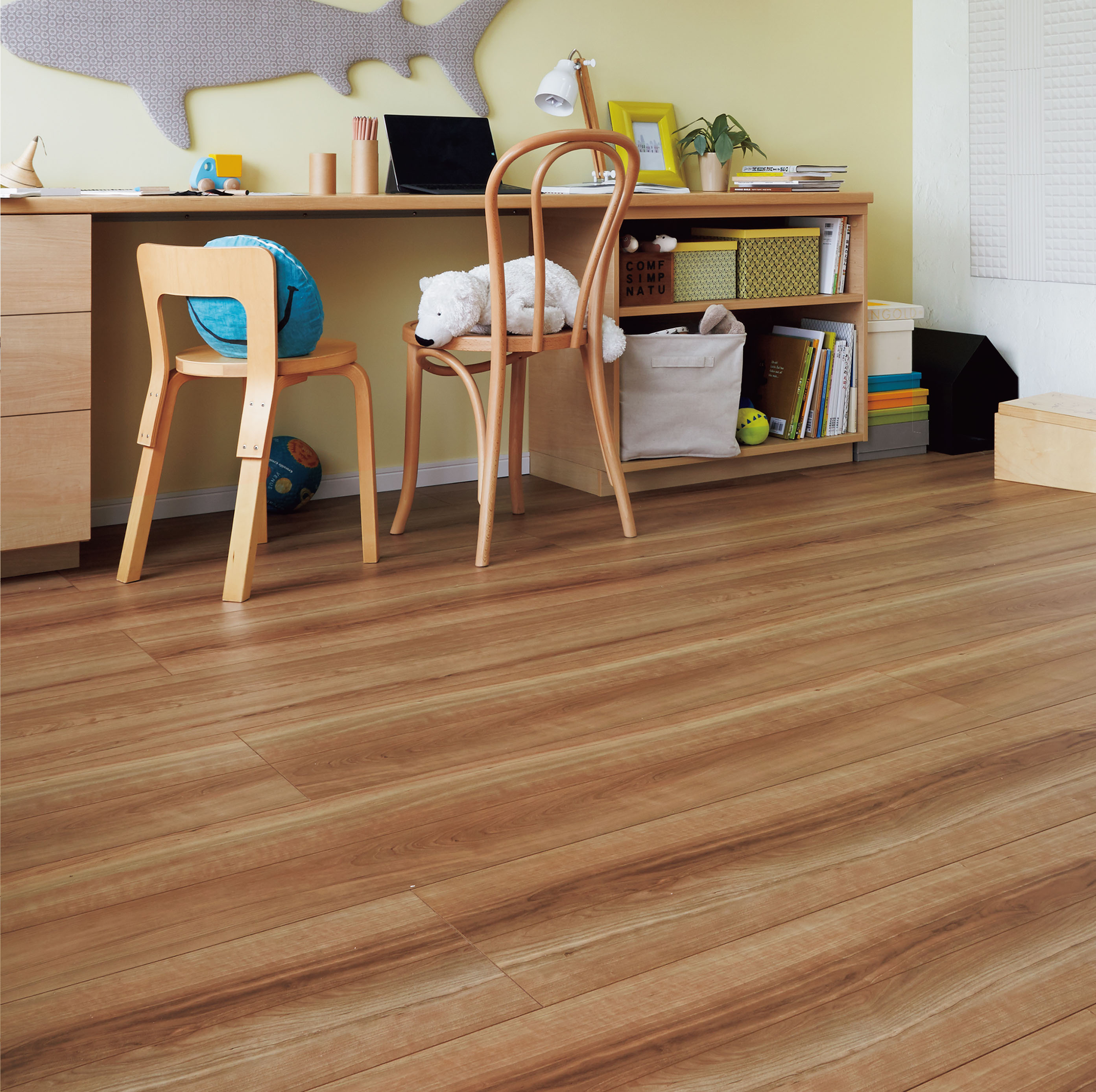 仿木地板瓷磚怎么樣，仿木地板瓷磚的特點(diǎn)有哪些?