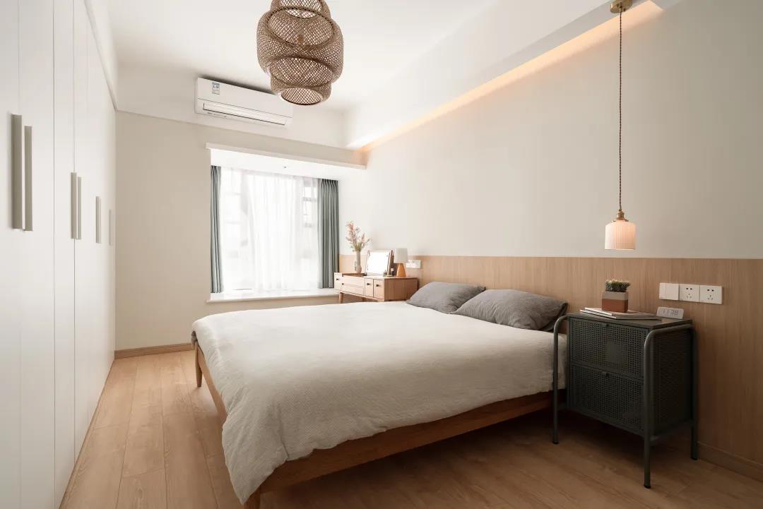 室內(nèi)軟裝設計后家具油漆味大怎么辦?