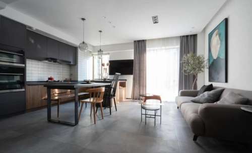 裝修裝飾陽臺窗戶做落地窗還是內(nèi)飄窗?要考慮這5方面!