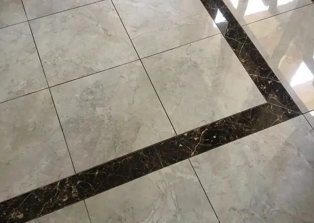 怎樣挑選裝修瓷磚?泡水瓷磚和全瓷磚進(jìn)行比較!