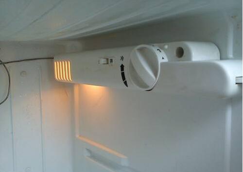 冰箱冷凍室結(jié)冰怎么辦，如何有效避免冰箱冷凍室結(jié)冰?