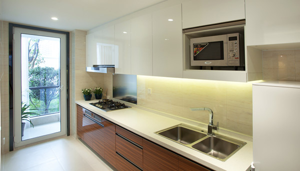 廚房推拉玻璃門如何清潔，推拉玻璃門的款式又哪些?