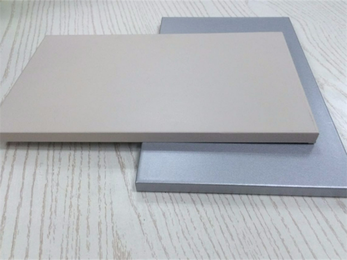 PC耐力板的特點有哪些，PC耐力板安裝注意事項有哪些?